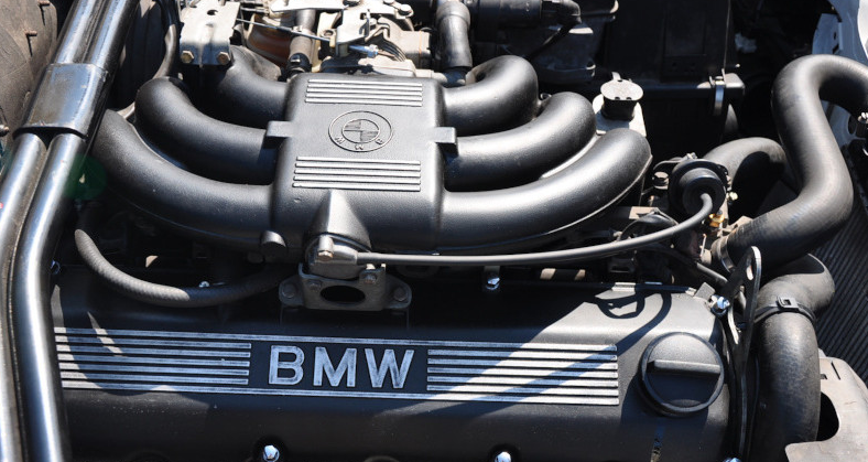 Engine BMW M20B25  - Engine BMW M20B25