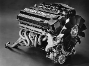 Engine BMW S38B36 300x225 - Engine BMW S38B36