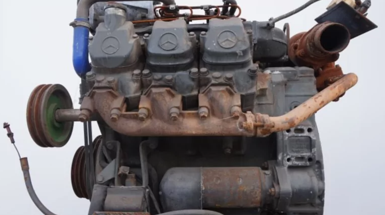 Engine Mercedes OM401 - Engine Mercedes OM401