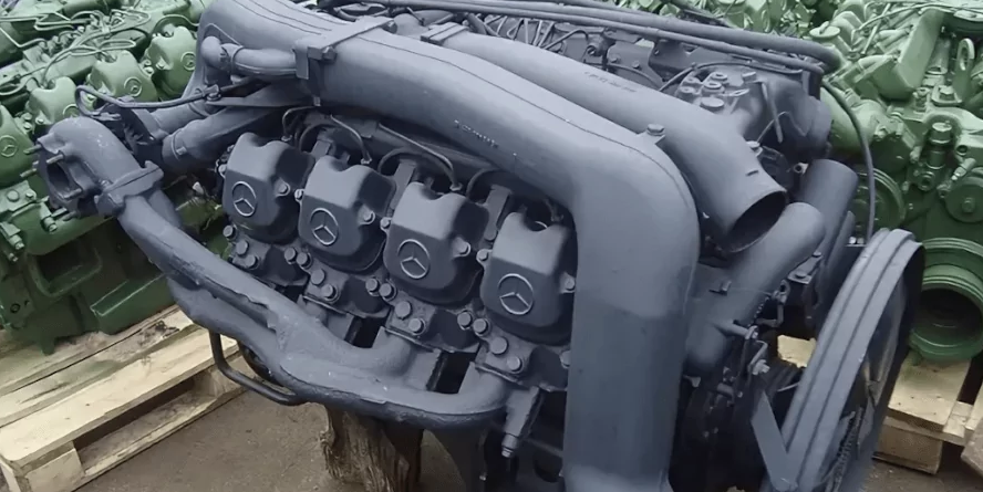 Engine Mercedes OM402 - Engine Mercedes OM402