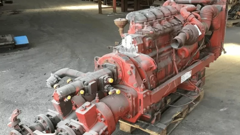 Engine Mercedes OM427 - Engine Mercedes OM427