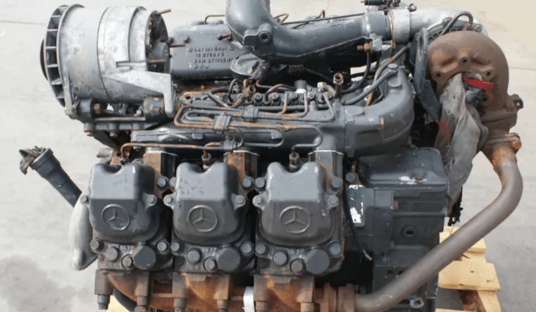 Engine Mercedes OM441 - Engine Mercedes OM441