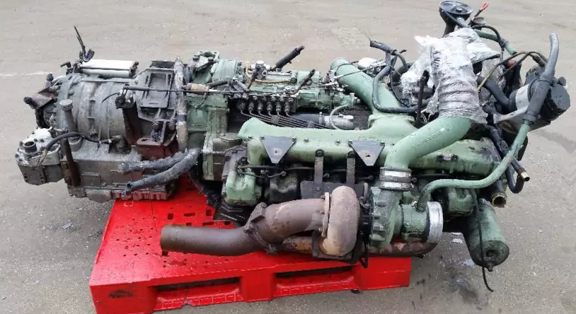 Engine Mercedes OM447 - Engine Mercedes OM447