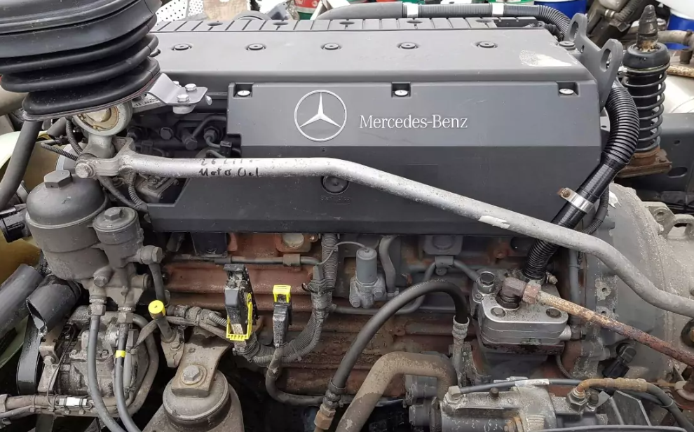 Engine Mercedes OM906LA  - Engine Mercedes OM906LA