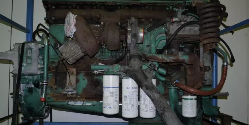 Engine Volvo D12A340 - Engine Volvo D12A340