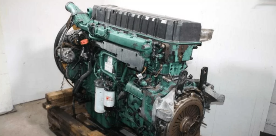 Engine Volvo D12D420 - Engine Volvo D12D420