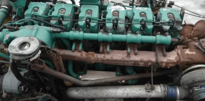 Engine Volvo D16A470 - Engine Volvo D16A470